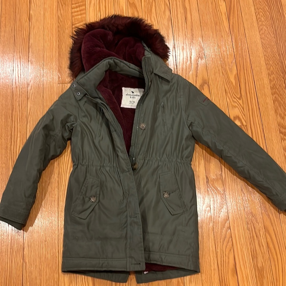 Abercrombie kids burgundy and olive green coat size 13/14